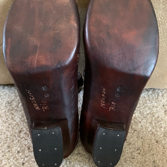 Never Used Leather Sandals - Picture 5 of 5